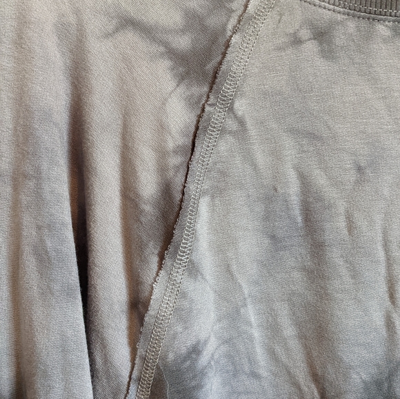 🔥 4/$15 JoyLab Sm Relaxed Fit Gray Tie Dye Pullover Sweatshirt Thumb Holes Cuff - Picture 5 of 10